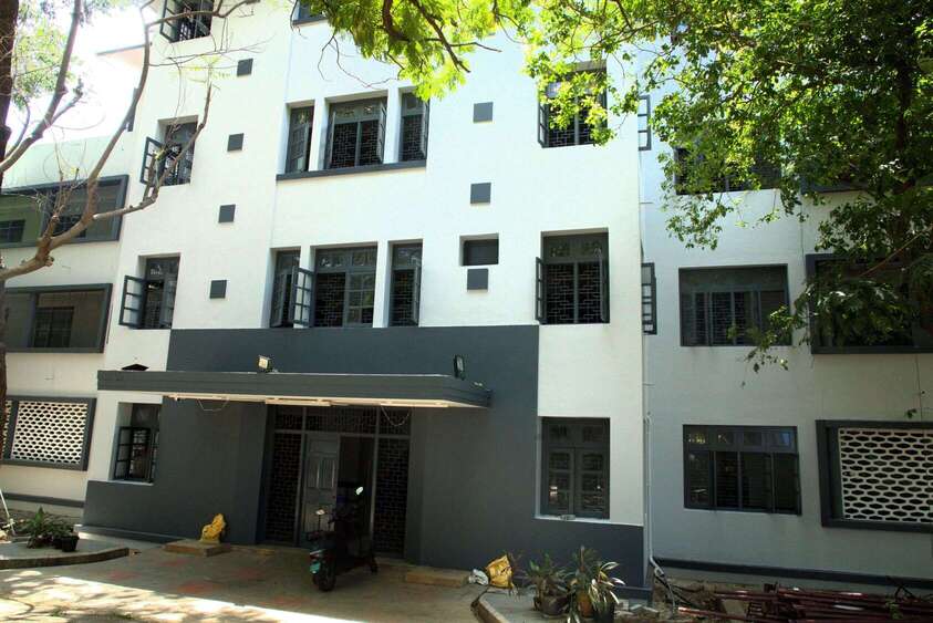SAMANTHI Hostel