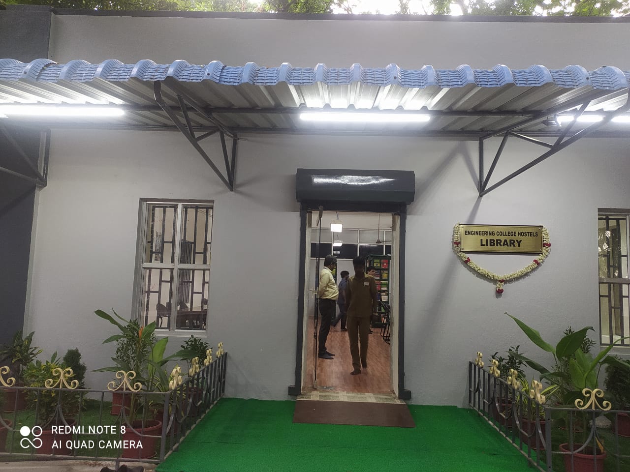 Hostel Library